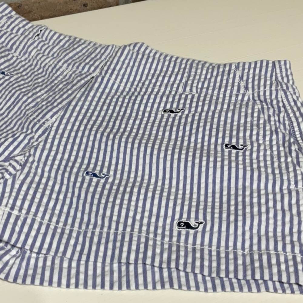 Vineyard Vines | 3 1/2 Inch | Seersucker Whale shorts